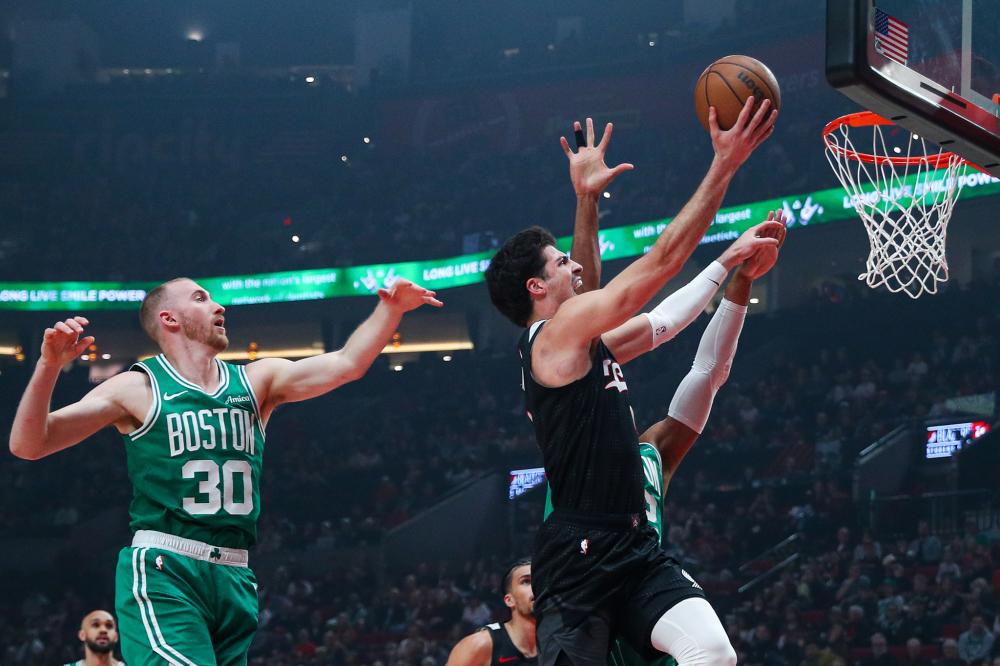 至更为亮眼 至更为亮眼